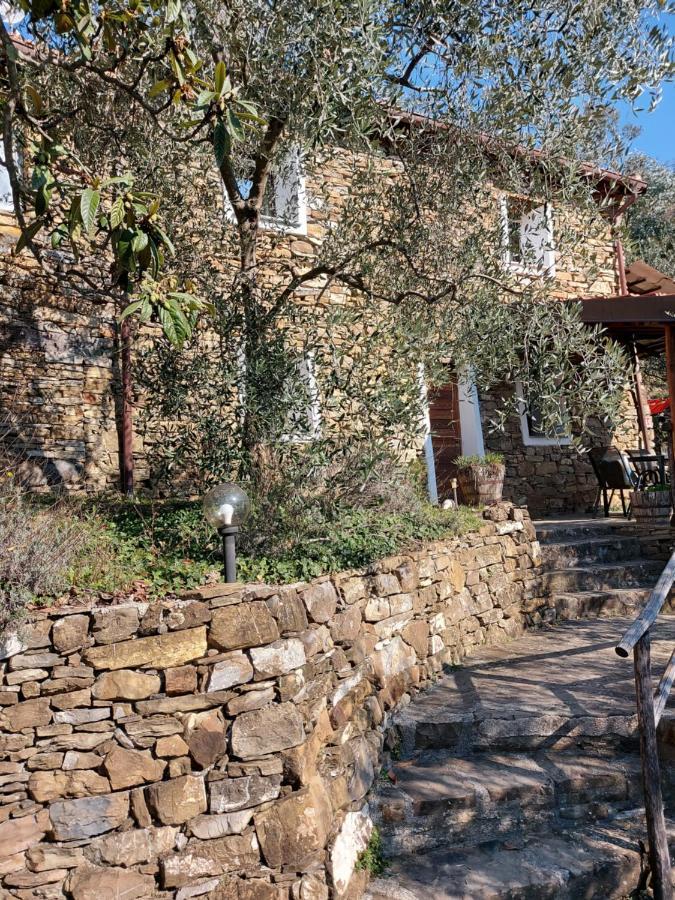 Nostro Rifugio Villa Apricale Luaran gambar