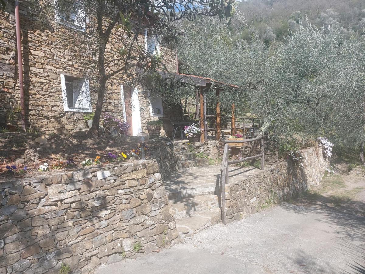 Nostro Rifugio Villa Apricale Luaran gambar